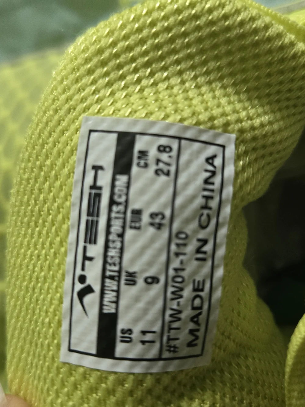 Tesh ATHETLIC shows Size 11